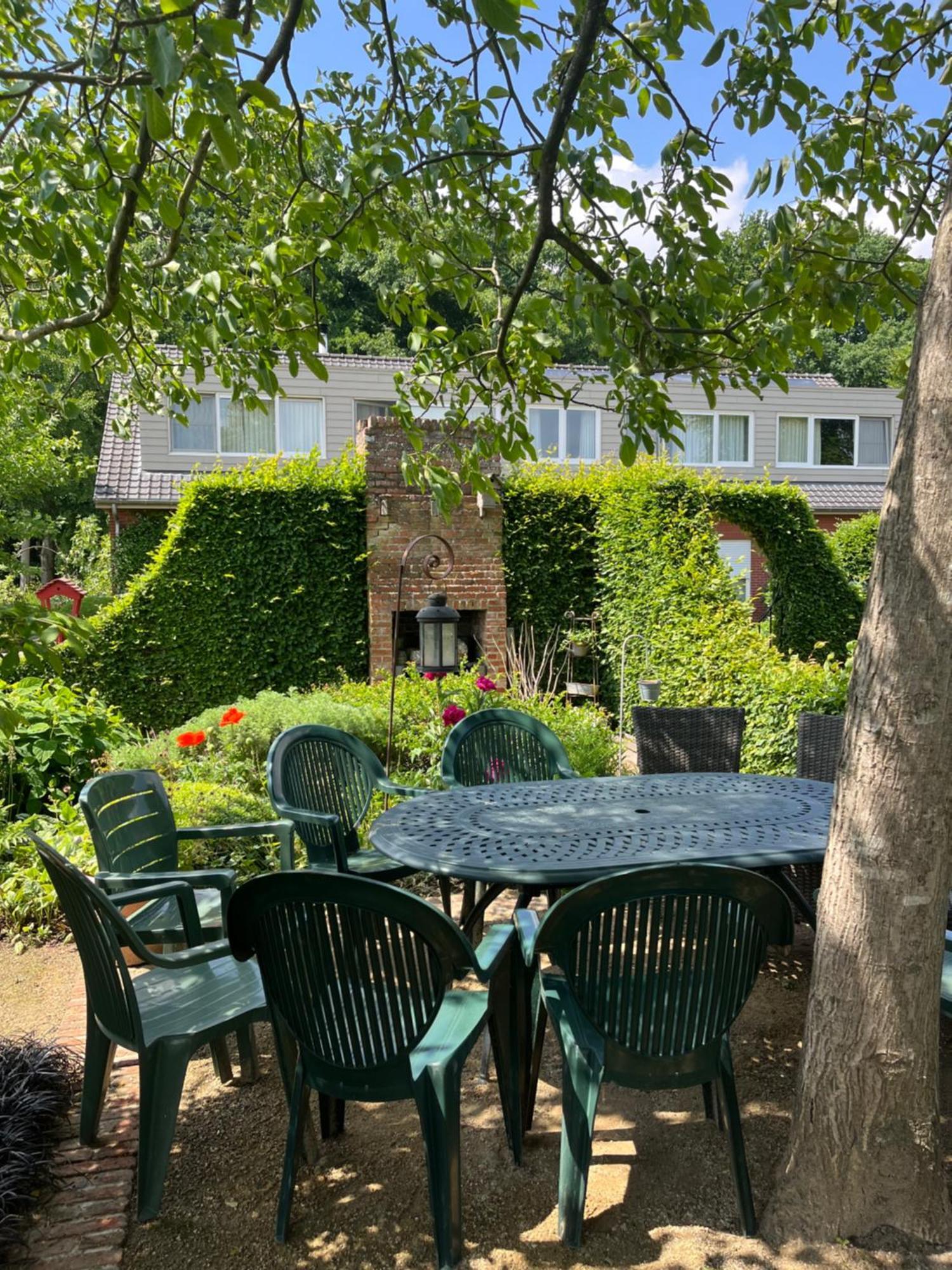B&B Tuin der Zinnen Rijkevorsel Exterior foto